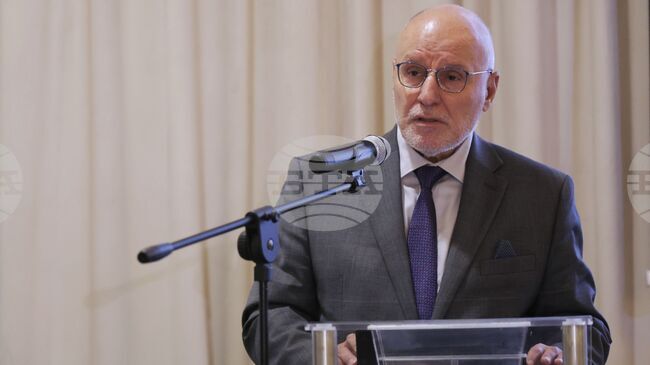 Предложеният бюджет за 2026 г. показва задълбочаване, а не обръщане на негативната тенденция, започнала в периода след 2020 г., заяви в интервю за БТА управителят на БНБ Димитър Радев