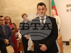 Министерство на труда и социалната политика - великденски базар