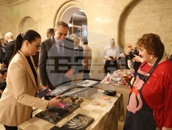 Министерство на труда и социалната политика - великденски базар
