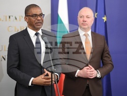 Министерски съвет - договор за проучване и търсене на нефт и природен газ в "Блок 1-26 Хан Тервел" - подписване