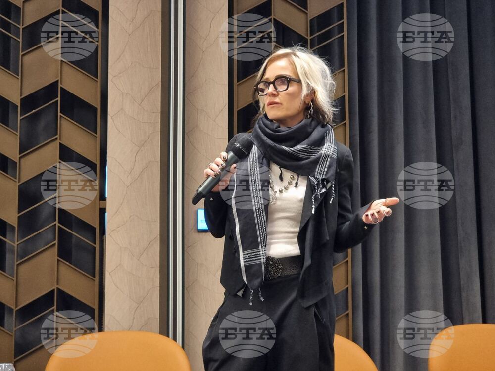 Журналистите трябва да проявяваме емпатия към всички, каза бившата кореспондентка на Си Ен Ен Арва Деймън