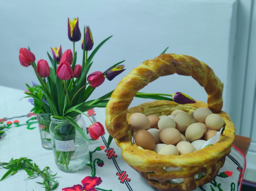 Българите от Извоареле в Румъния пресъздадоха обичая „лазаруване“