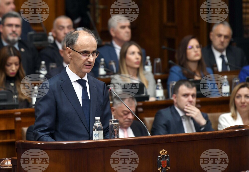 Новата академична година в Сърбия започва на 3 ноември, обяви премиерът Джуро Мацут