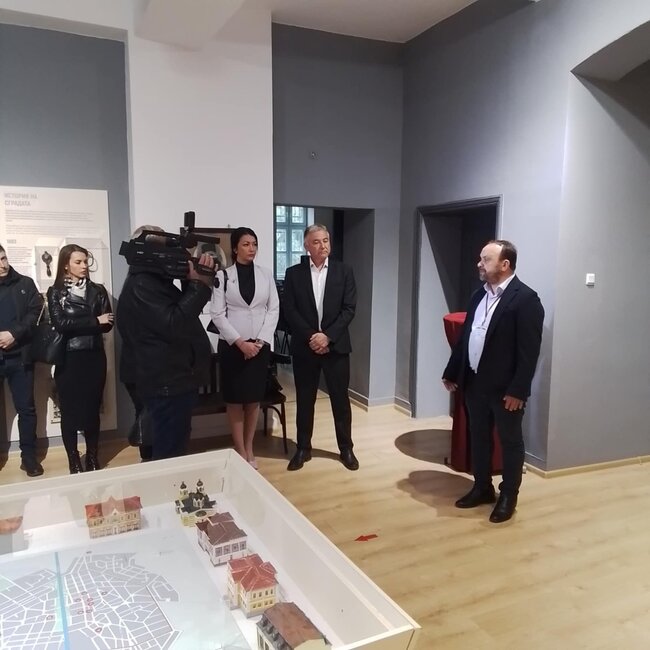 Изложбата „Варненско златно съкровище - най-старото в света“ предизвика интерес сред обществеността на Попово