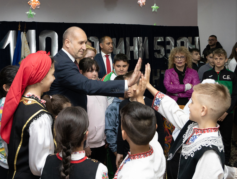 President Radev: School Builds on Family Efforts to Develop Children’s Immense Talent