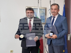 Варна - БТА - Медицински университет - договор - подписване