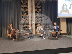 „Кой разказва историята сега“ е темата на конференцията „Нови хоризонти в журналистиката“. Снимка: Гергана Николова / БТА