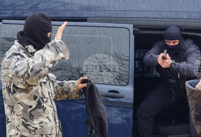 Село Черноочене - демонстрация - СУ "Хр. Смирненски"