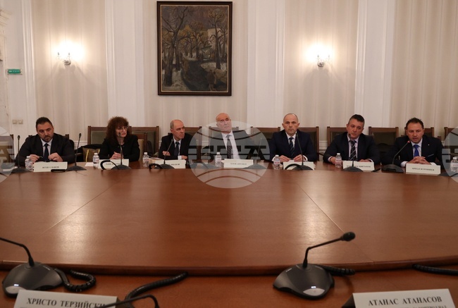 Кандидатите за председател, заместник-председател и членове на Националното бюро за контрол на СРС бяха изслушани от ресорната парламентарна комисия