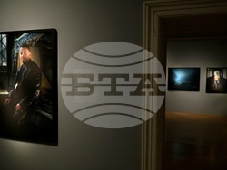 "На тяхно място" - Владимир Карамазов - изложба