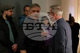 "На тяхно място" - Владимир Карамазов - изложба