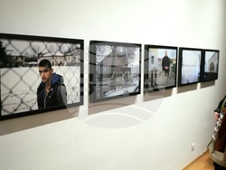 "На тяхно място" - Владимир Карамазов - изложба