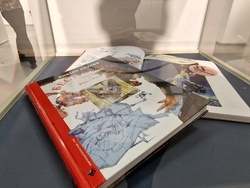 Художникът проф. Виктор Паунов представи изложбата си "Бестиарий"