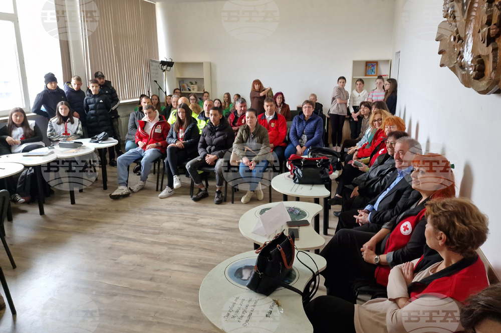 Самоков - СУ "Отец Паисий" - учредяване на Български младежки Червен кръст