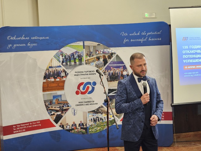 Русенската търговско-индустриална камара обединява бизнеса и го прави по-силен и успешен, каза изпълнителният ѝ директор Милен Добрев