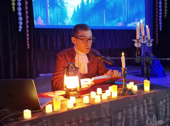 Писателят Боян Боев гостува във Велико Търново с приказен спектакъл, "писане с вино" и новина за нова книга