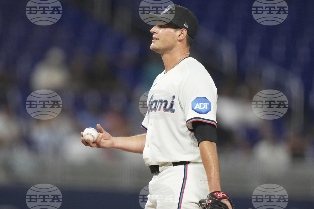 Diamondbacks Marlins Baseball