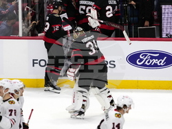 Blackhawks Senators Hockey