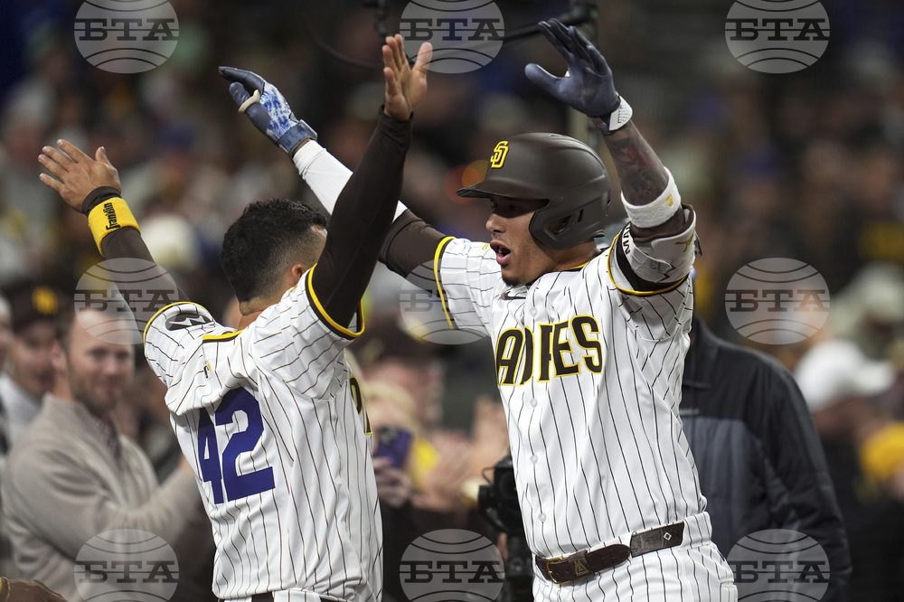 Cubs Padres Baseball