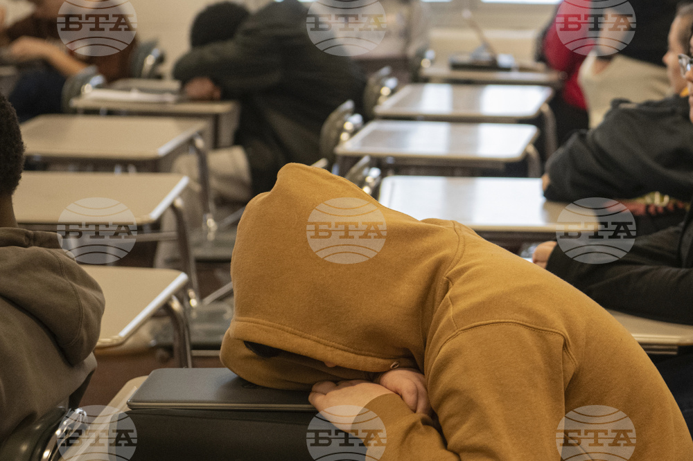 Девет часа сън на денонощие намаляват риска от затлъстяване при момчетата, показва проучване