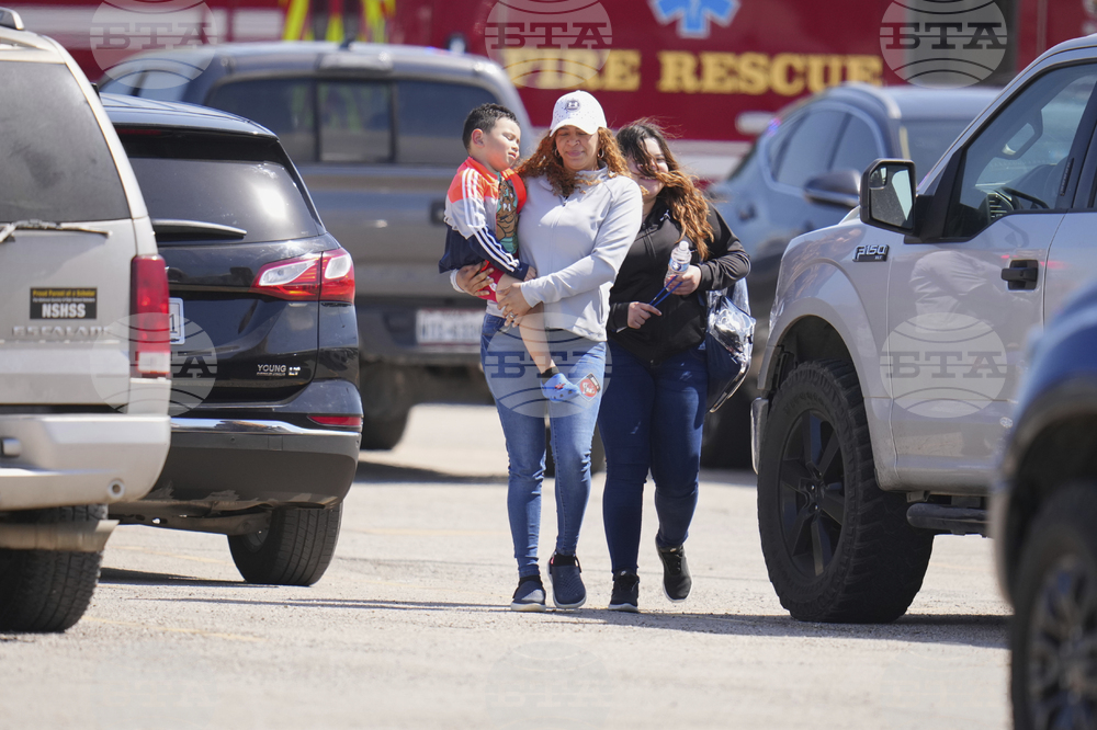APTOPIX Dallas School Shooting