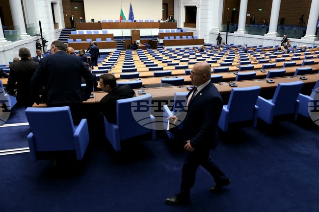 Гласуването по вота на недоверие към кабинета ще бъде утре 