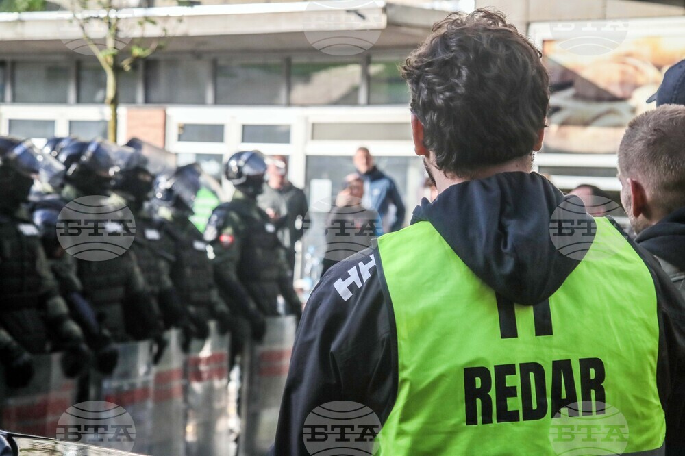 Blockade of Serbian National TV Continues