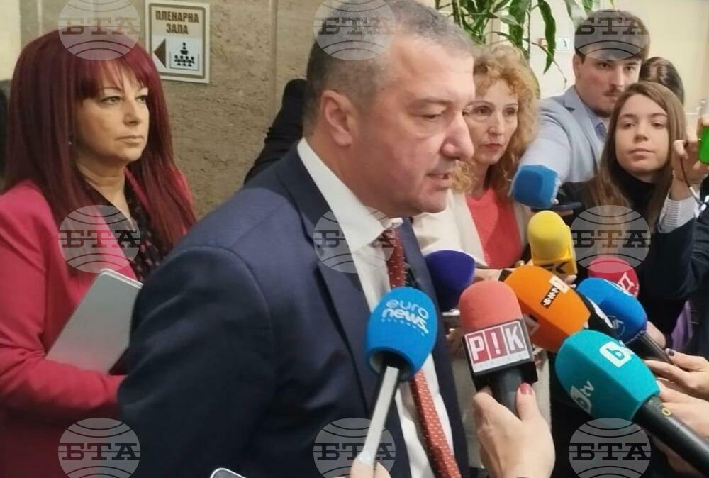 Стойнев към АПС: Българите няма да търпят лицемерно поведение – да сте и с опозицията, и с управляващите