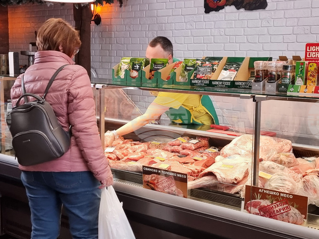 Average Monthly Contributory Income at BGN 1,874.72 in April 2025