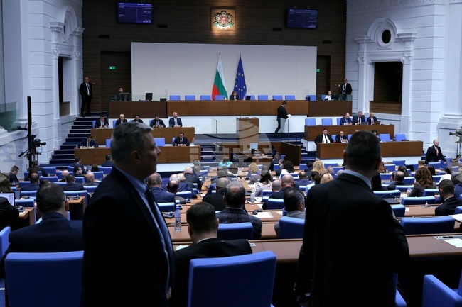 Parliament to Vote on Roads Act, Hold Hearings on Energy, Infrastructure, Health and Sports