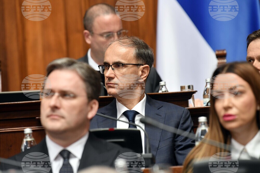 Сръбският парламент избра ново правителство, министър-председател е проф. д-р Джуро Мацут 