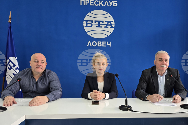 Национален пресклуба на БТА Ловеч - „Възраждане“ - Ден на розовата фланелка