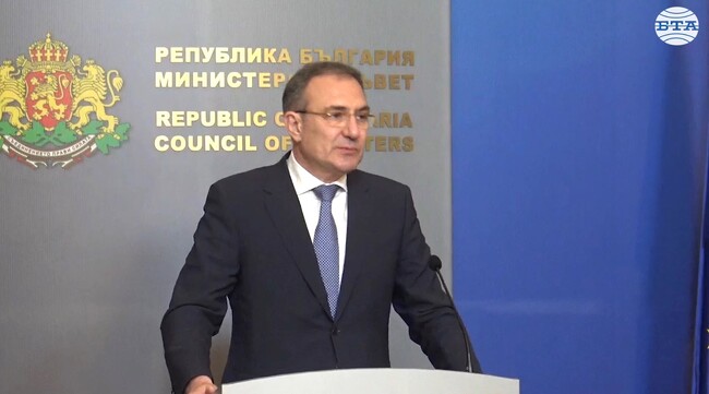 Над 2000 души с трайни увреждания ще имат високотехнологични средства, които ще ги върнат към нормален живот, съобщи министър Борислав Гуцанов