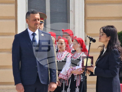 Елин Пелин - Румен Радев - инициатива „Младежки гвардейски отряди“