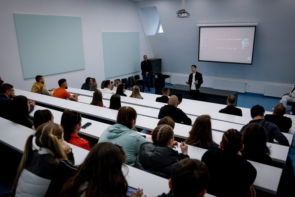 Пауло Нога и Станислав Шопов се срещнаха със студенти от НСА