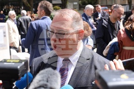 „Отломки от един следобед“ - изложба - арт инсталация