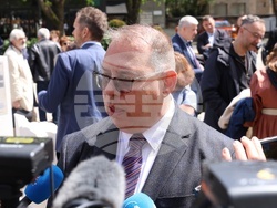 „Отломки от един следобед“ - изложба - арт инсталация