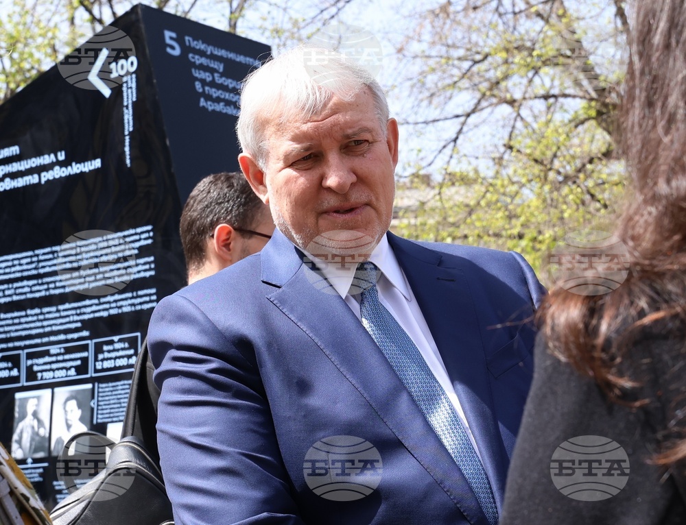 „Отломки от един следобед“ - изложба - арт инсталация