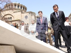 „Отломки от един следобед“ - изложба - арт инсталация