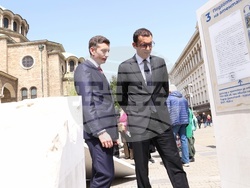 „Отломки от един следобед“ - изложба - арт инсталация