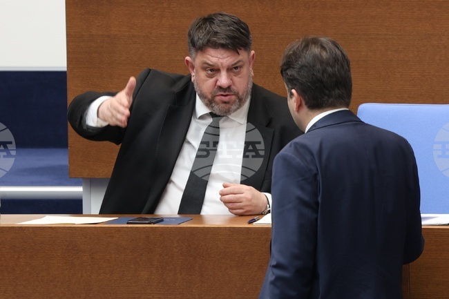 С този вот вие постигнахте нещо добро, вие консолидирахте партньорите в правителството, каза вицепремиерът Атанас Зафиров