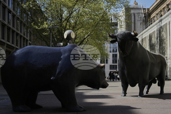 Европейските борси се движат рязко надолу в предобедната търговия, като пазарите реагират на кризата в Близкия изток