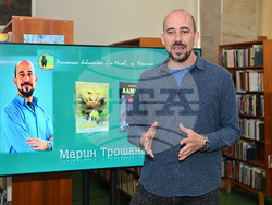 Монтана - Марин Трошанов - среща с читатели и  ученици
