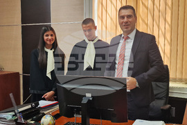 Хасково - Съдебна палата - гимназисти