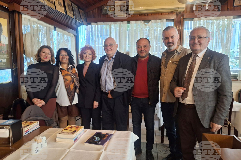 Турция - Истанбул - Александър Хаджихристов - Алина Караханова - почетни награди