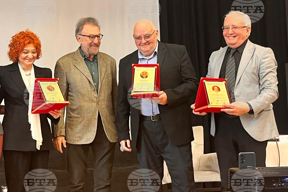 Турция - Истанбул - Александър Хаджихристов - Алина Караханова - почетни награди