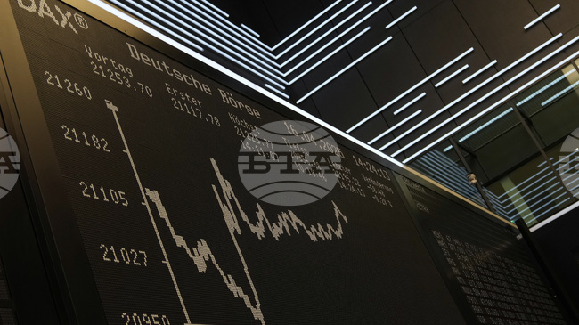 вропейските пазари затвориха на червено на фона на корпоративни сделки и преди ключови данни от САЩ