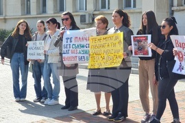 Варна - протест срещу насилието над животни