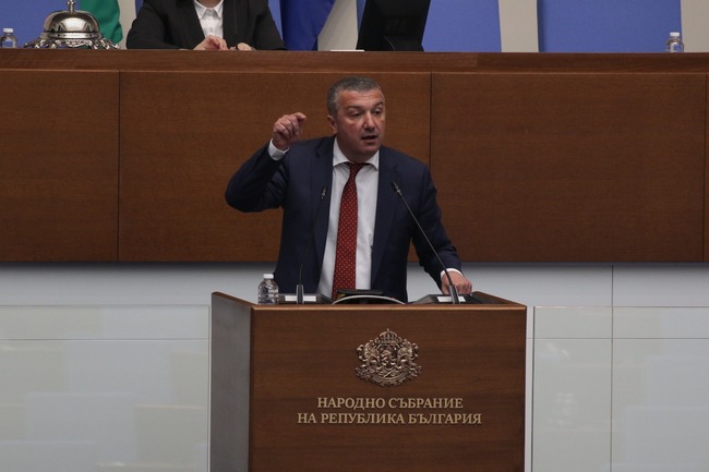 Имаме новина – популистките и антиевропейски партии нямат нужната сила в България, каза Драгомир Стойнев от "БСП- Обединена левица"