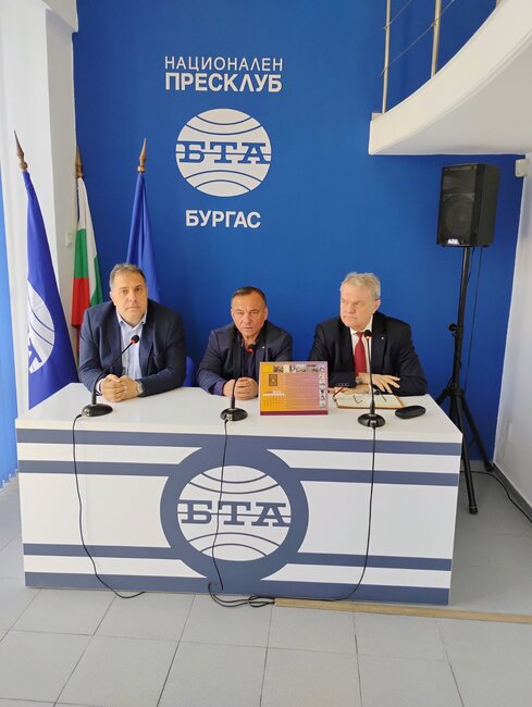 Румен Петков: "БСП-Обединена левица" е категорично против изграждането на ветрогенератори в Черно море